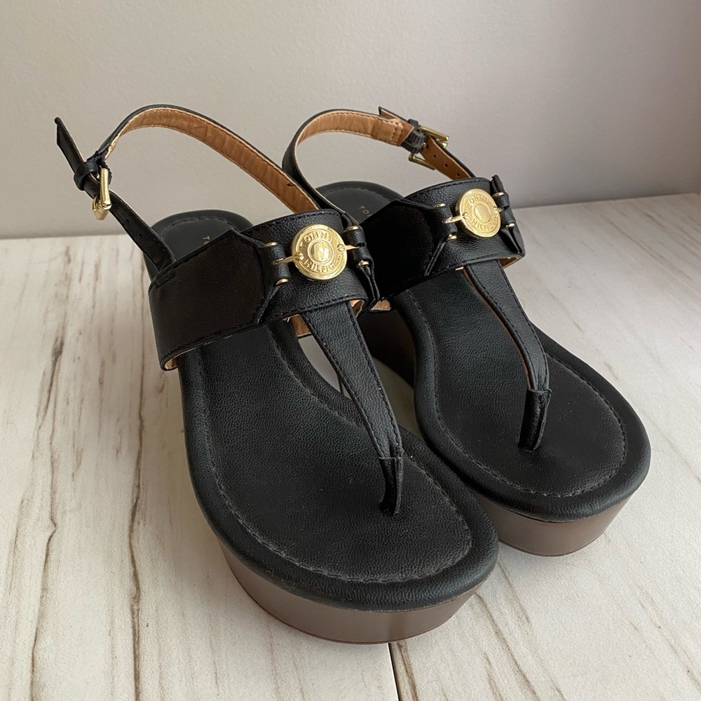 VGUC Tommy Hilfiger Wedge Sandals